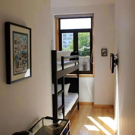 Spacious House In + Garden * Porto